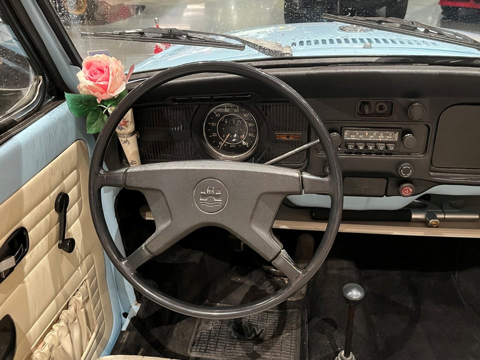 VW 1302 1,6 Cabriolet 2d