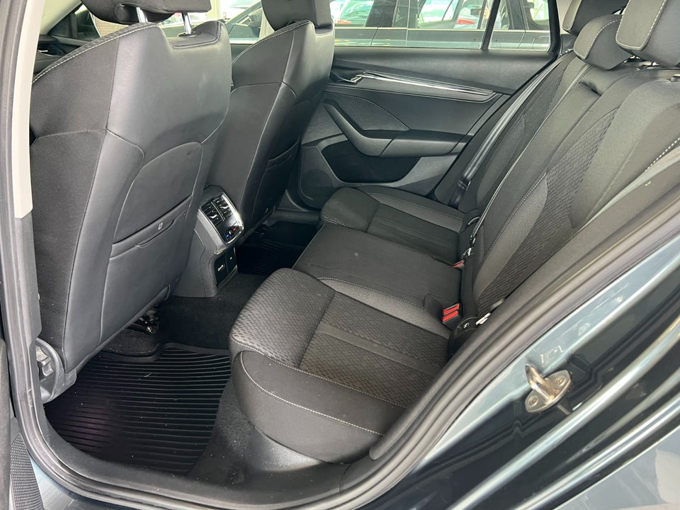 Skoda Octavia 1,0 eTSi 110 Style Combi DSG 5d