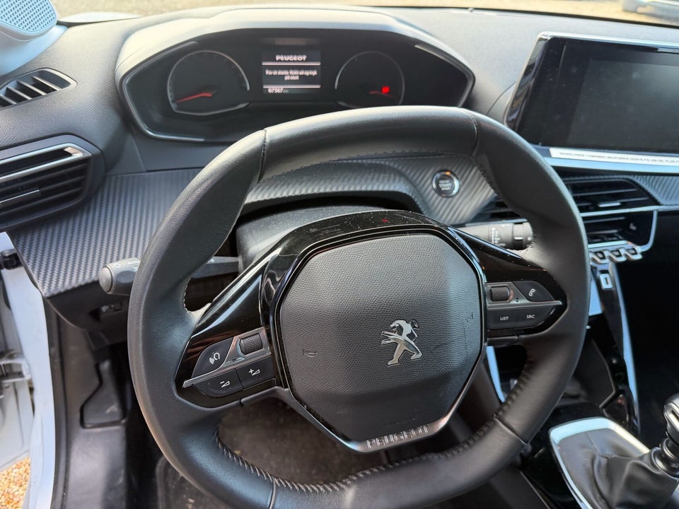 Peugeot 208 1,2 PureTech 100 Allure 5d