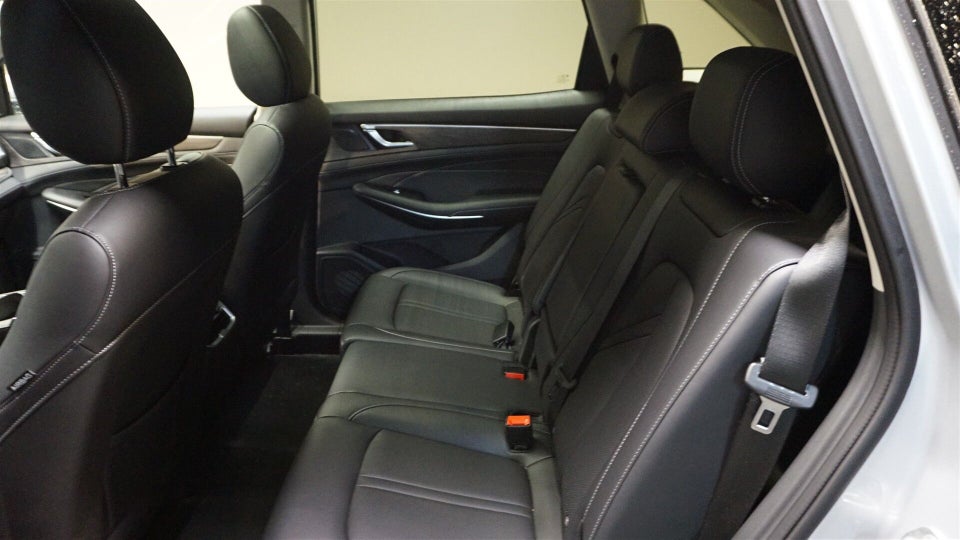 Navor E5 1,5 PHEV Rock 5d