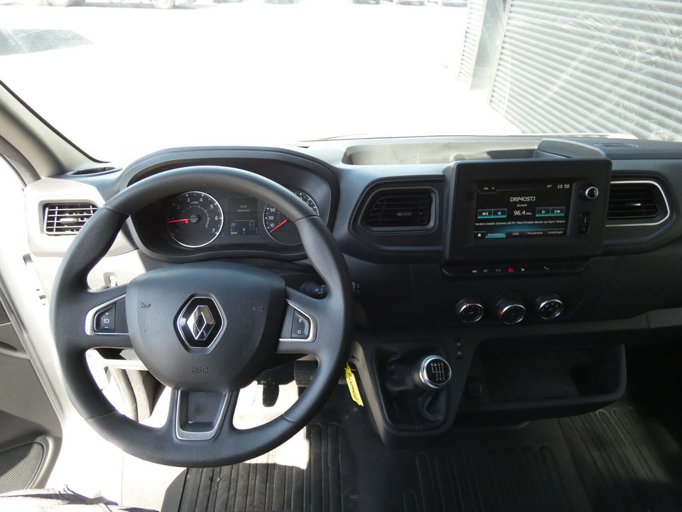 Renault Master IV T33 2,3 dCi 150 L2H2 Kassevogn