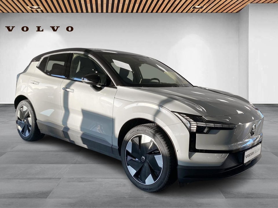 Volvo EX30 Extended Range Ultra 5d