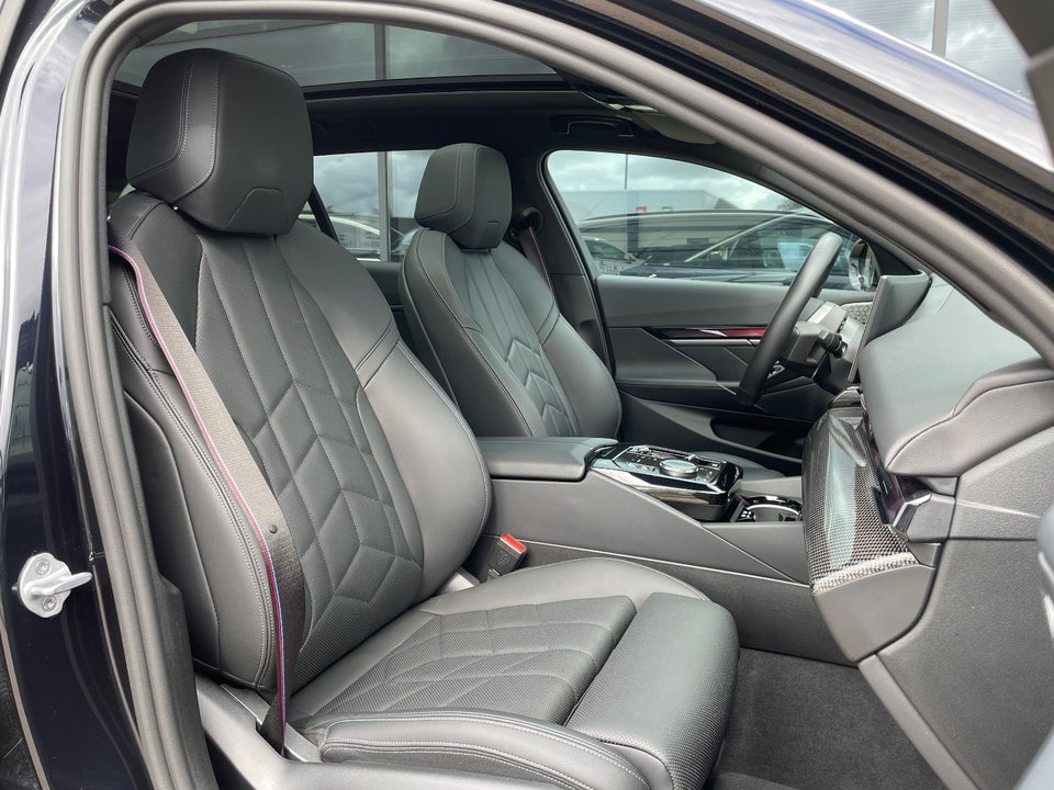 BMW i5 eDrive40 Touring Fully Charged M-Sport 5d