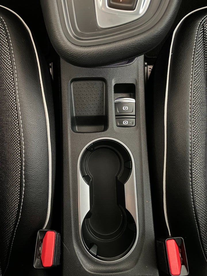 Renault Captur 1,6 E-Tech Intens 5d