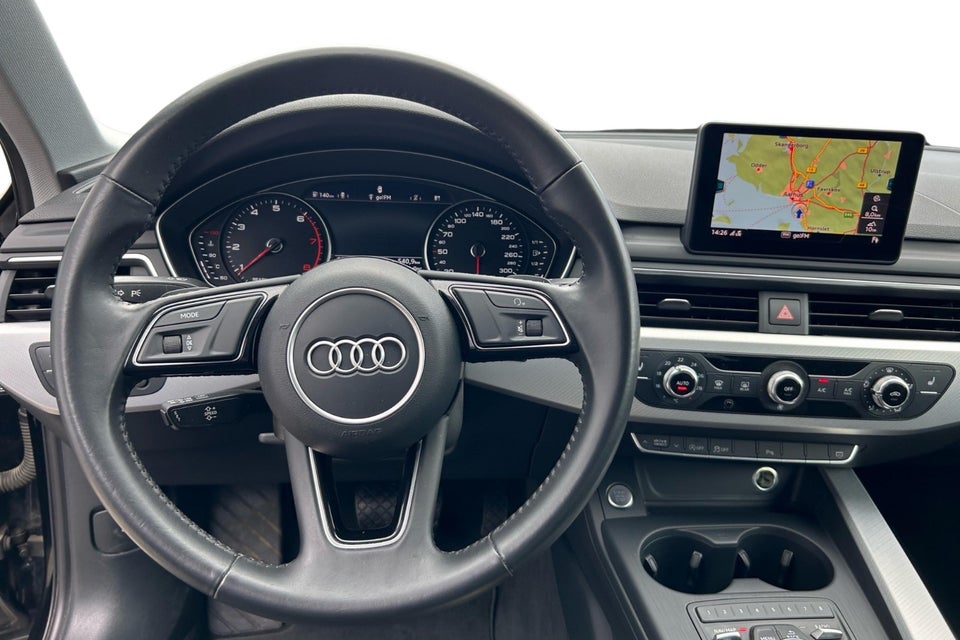 Audi A4 40 TFSi Sport Prestige Avant S-tr. 5d