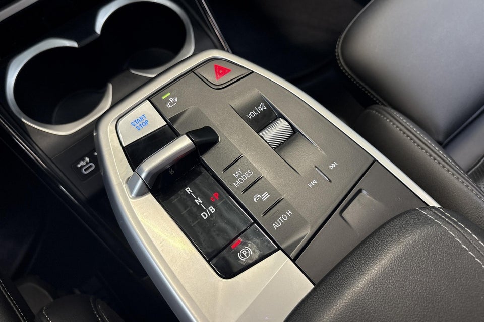 BMW iX1 eDrive20 X-Line 5d