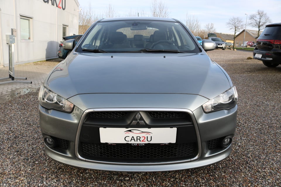 Mitsubishi Lancer 1,6 Invite SportBack 5d