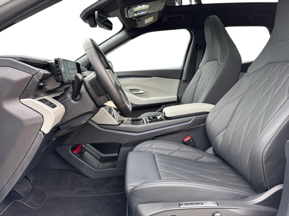 Ford Explorer 79 Premium Extended Range AWD 5d