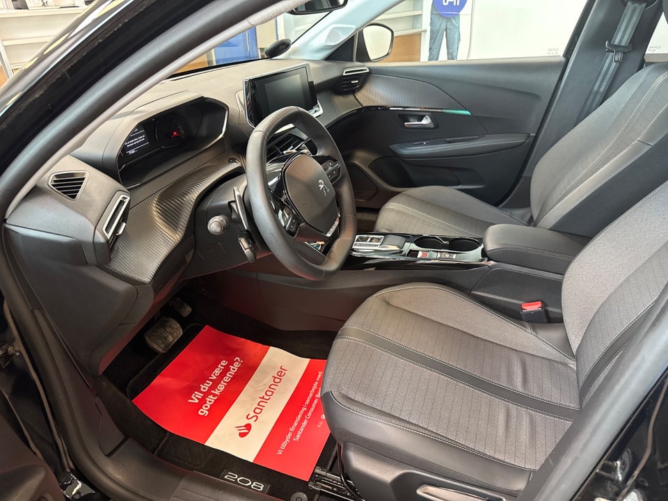 Peugeot 208 1,2 PureTech 100 Allure EAT8 5d