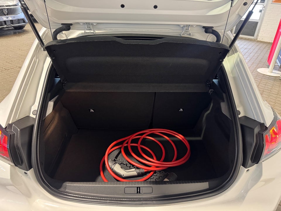 Peugeot e-208 50 Active 5d