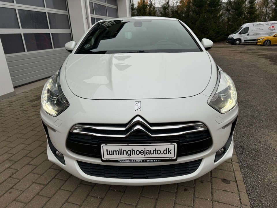 Citroën DS5 2,0 HDi 163 Design aut. 5d