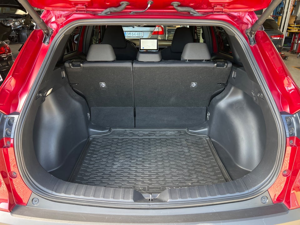 Toyota Corolla Cross 1,8 Hybrid Style Comfort CVT 5d