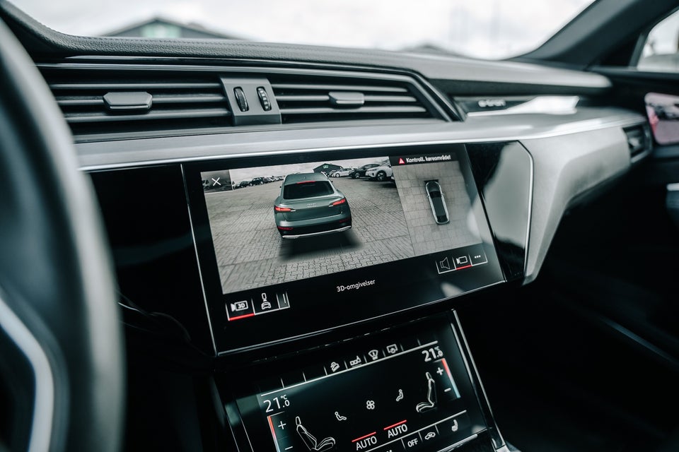 Audi e-tron 55 S-line Prestige Sportback quattro 5d