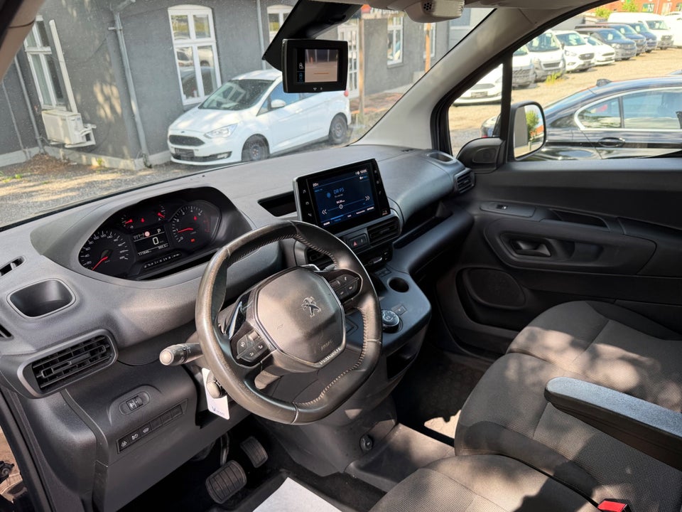 Peugeot Partner 1,5 BlueHDi 130 L2V2 Ultimate EAT8 Van