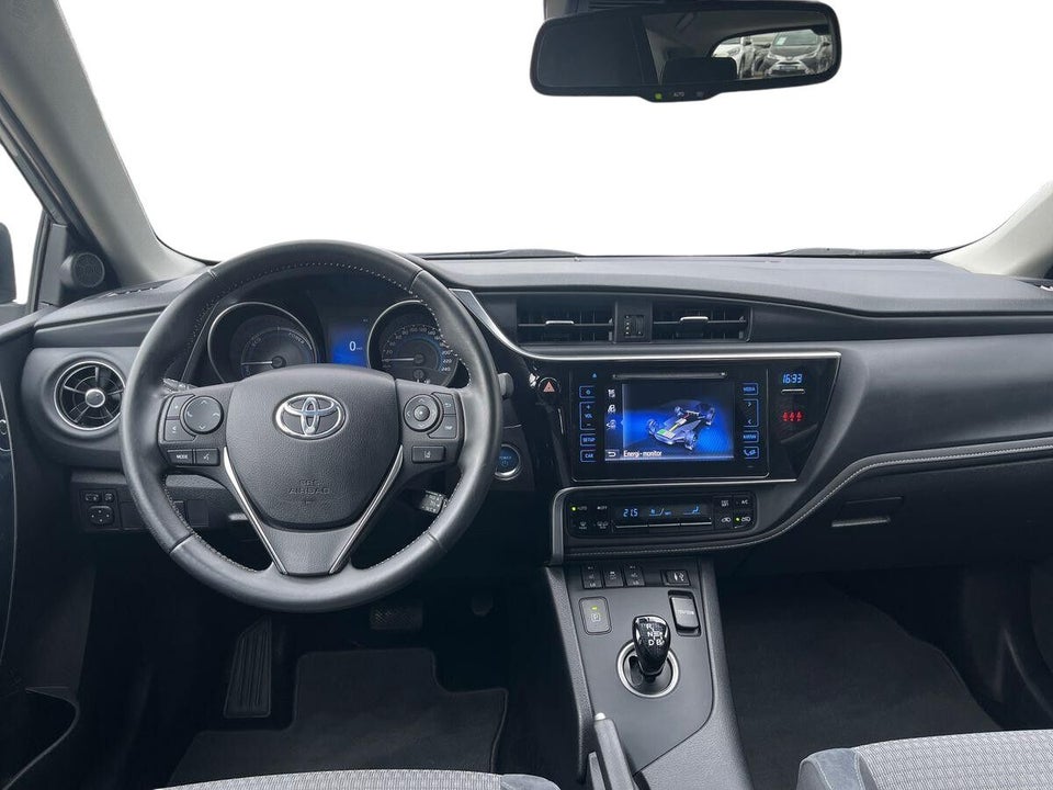 Toyota Auris 1,8 Hybrid H2 Style Touring Sports CVT 5d