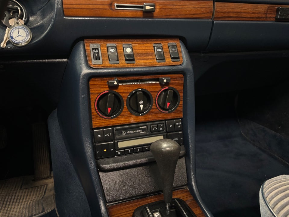 Mercedes 230 CE 2,3 Coupé aut. 2d