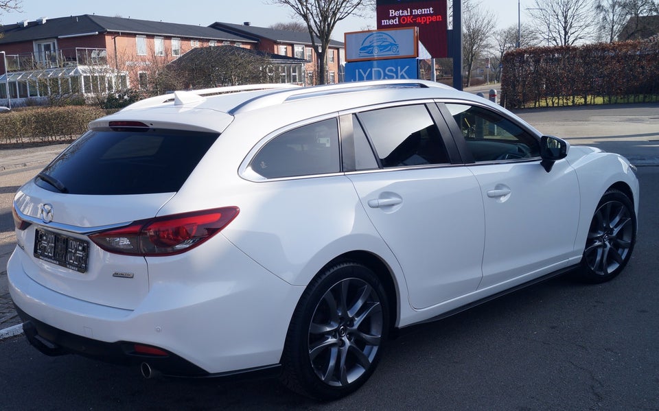 Mazda 6 2,2 SkyActiv-D 150 Core Business stc. 5d