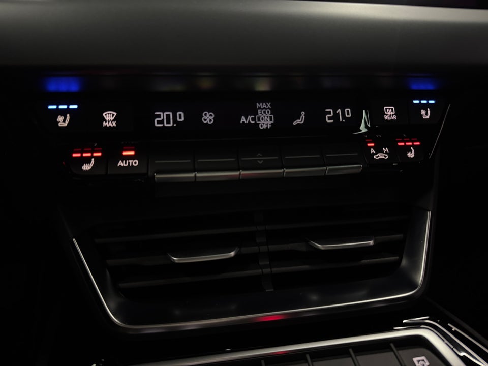 Audi RS e-tron GT quattro 4d