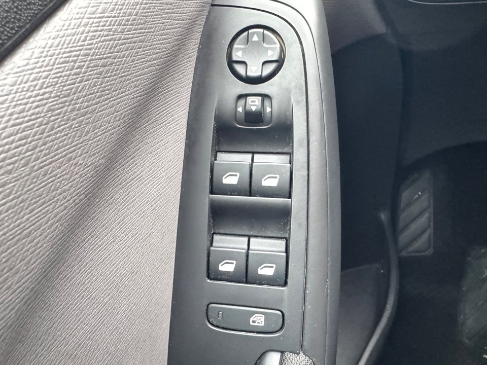 Citroën C4 Picasso 1,6 BlueHDi 120 Iconic 5d