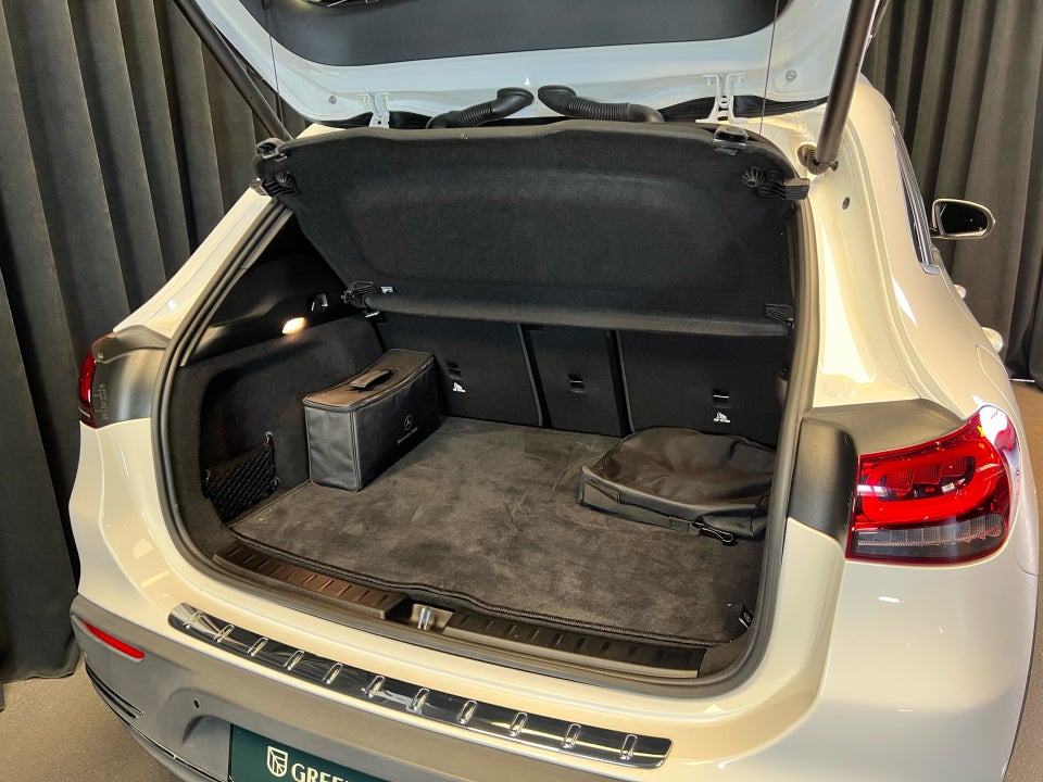 Mercedes EQA250 Progressive 5d