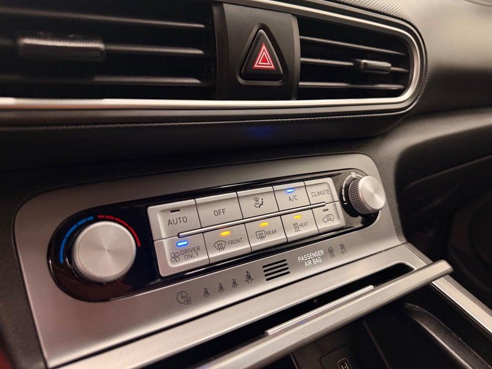 Hyundai Kona 64 EV Premium 5d