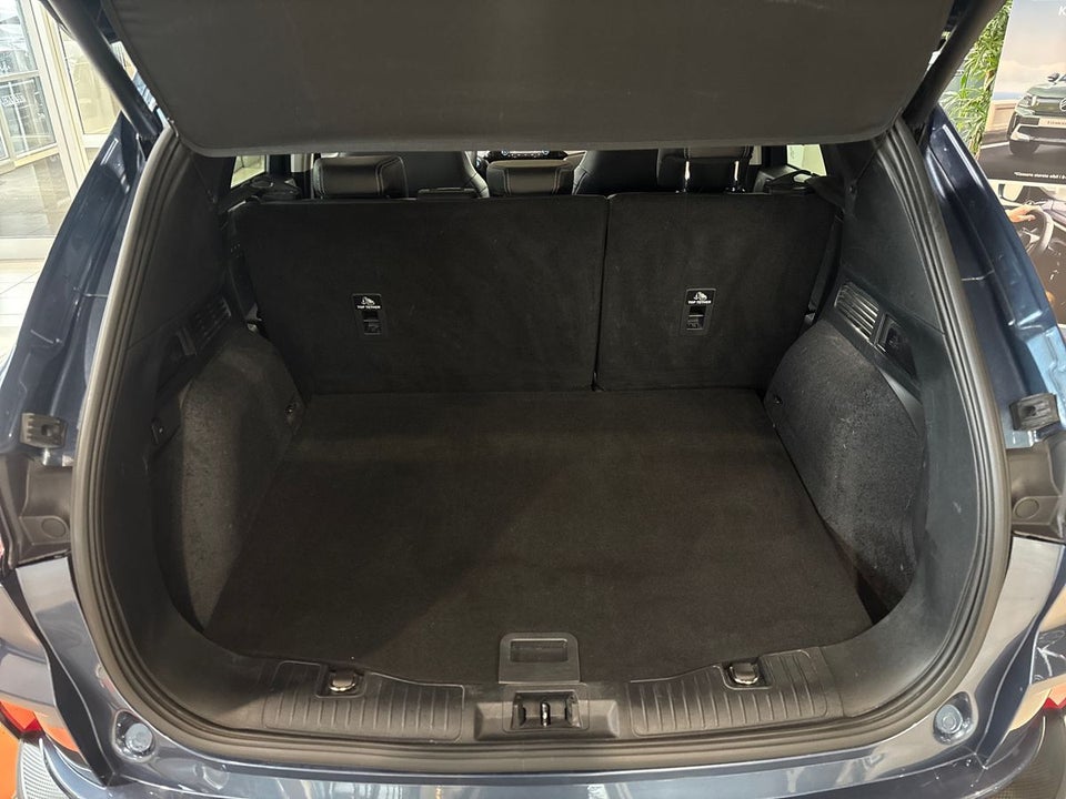 Ford Kuga 2,5 PHEV Titanium X CVT 5d