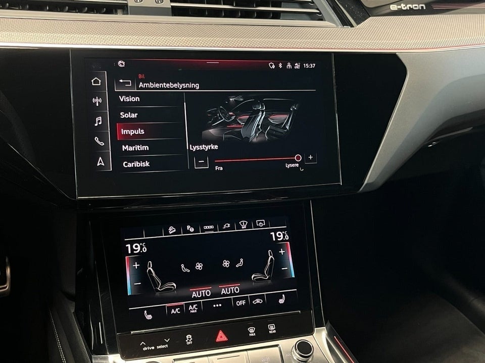 Audi Q8 e-tron 55 S-line Sportback quattro 5d