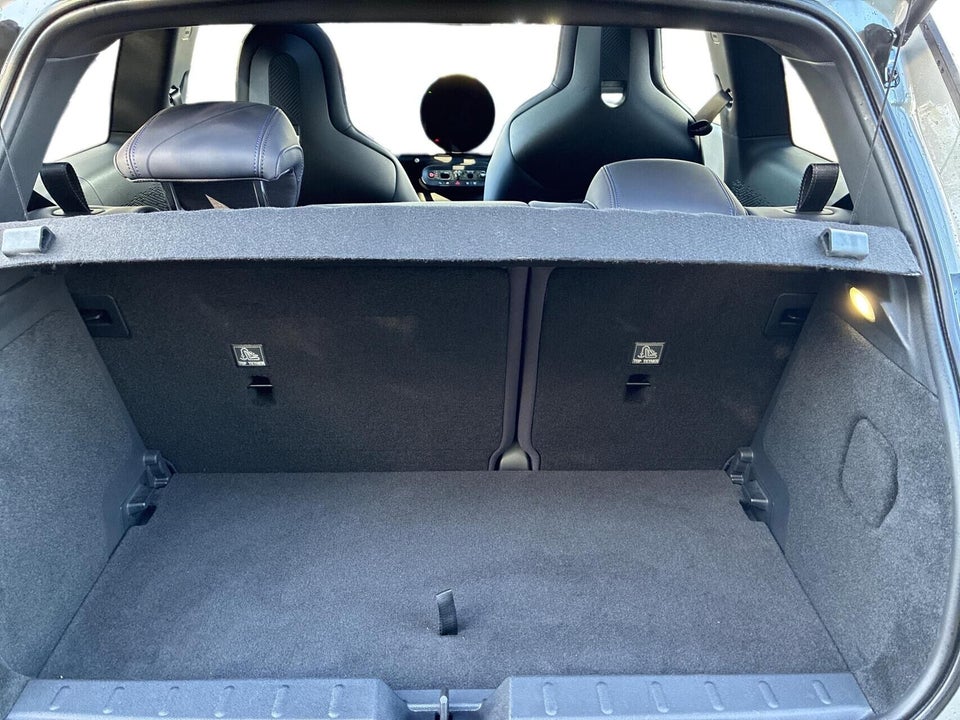 MINI Cooper SE Favoured Trim M 3d