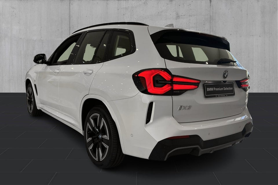 BMW iX3 Charged M-Sport 5d