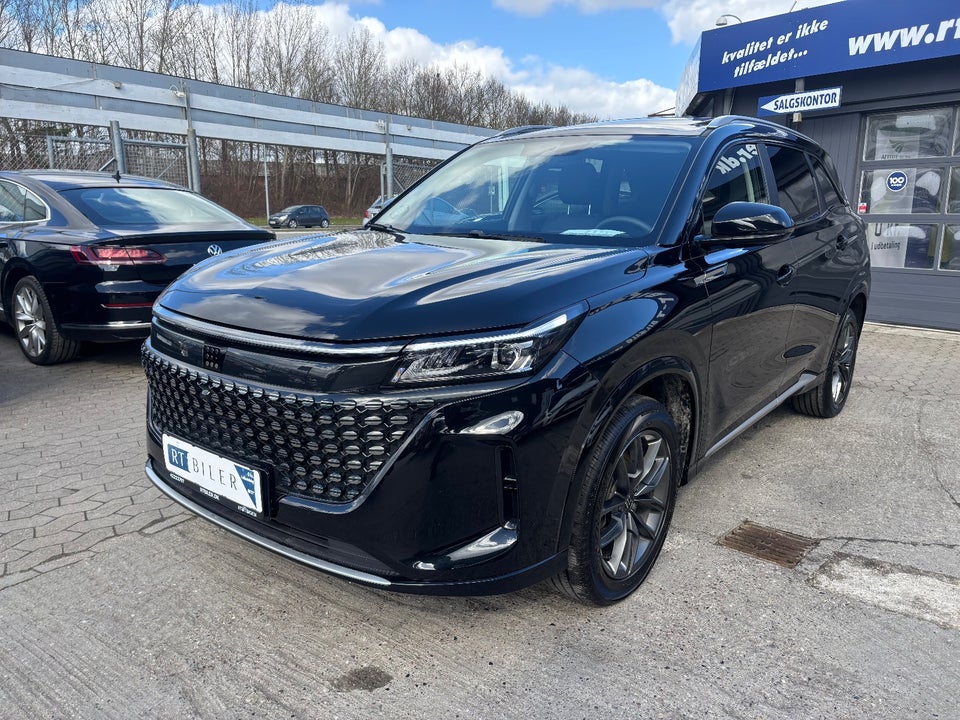 Navor E5 1,5 PHEV Rock 5d