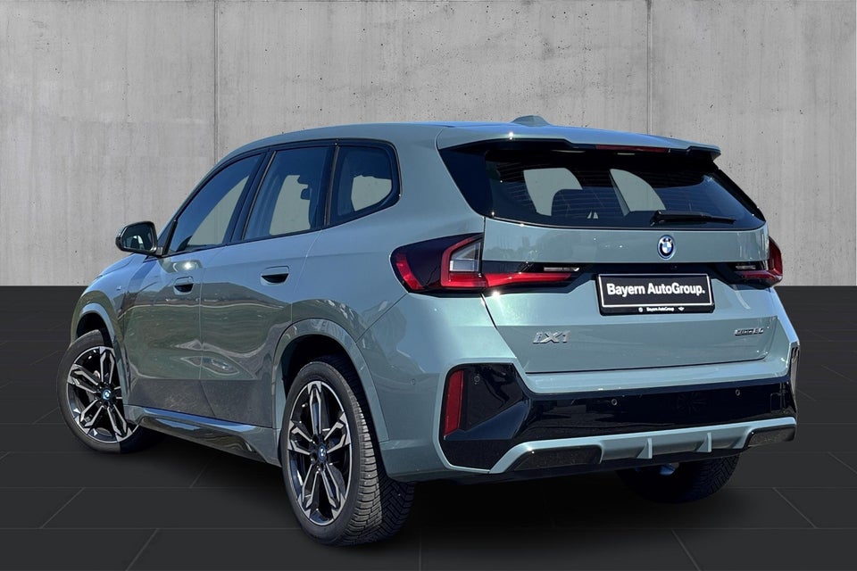 BMW iX1 eDrive20 M-Sport 5d