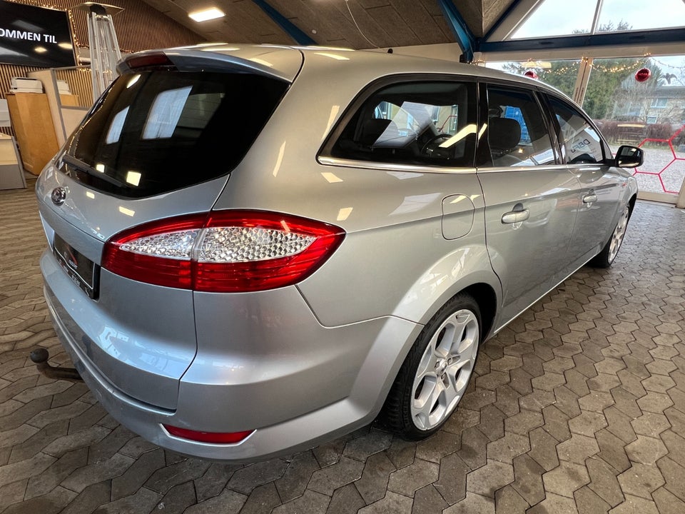 Ford Mondeo 2,5 20V Turbo Titanium stc. 5d