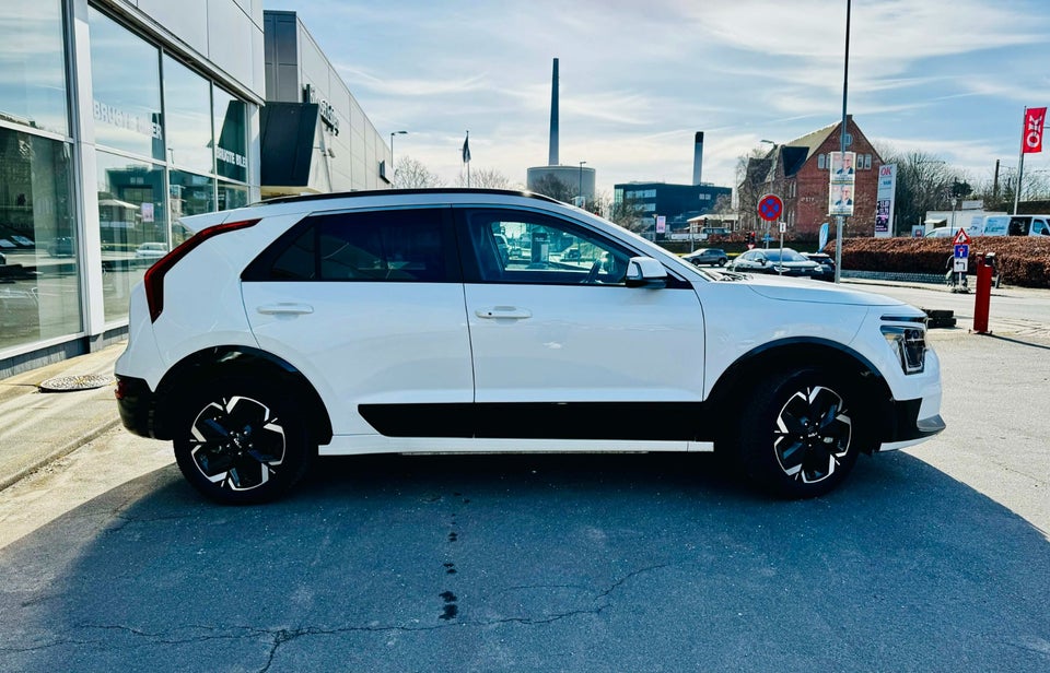 Kia Niro 64 EV Inspire 5d