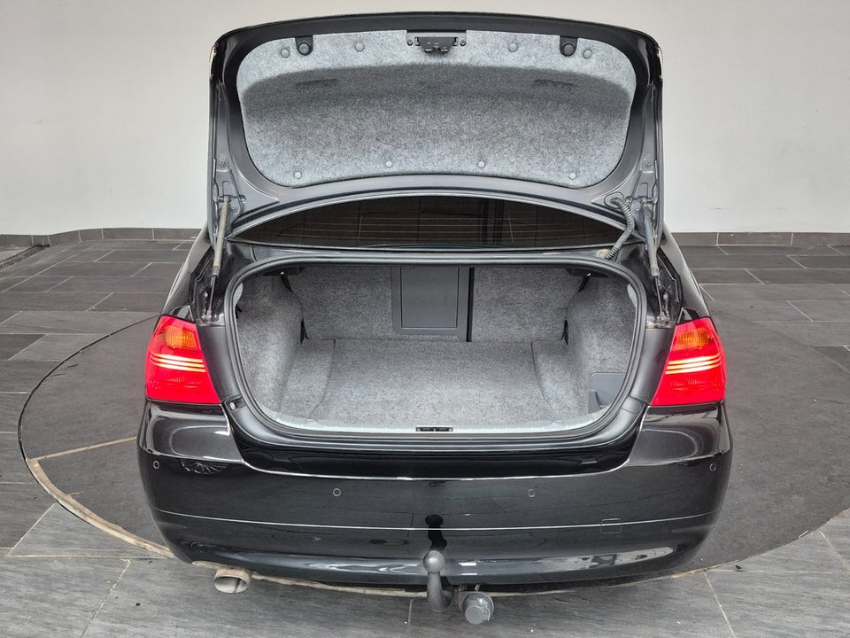 BMW 320d 2,0 Steptr. 4d