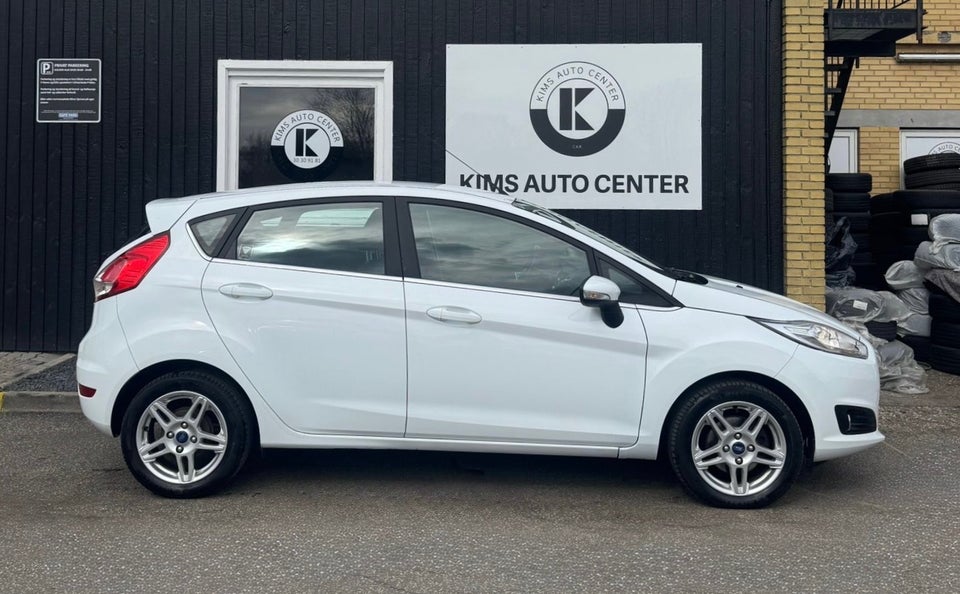 Ford Fiesta 1,0 SCTi 100 Titanium 5d