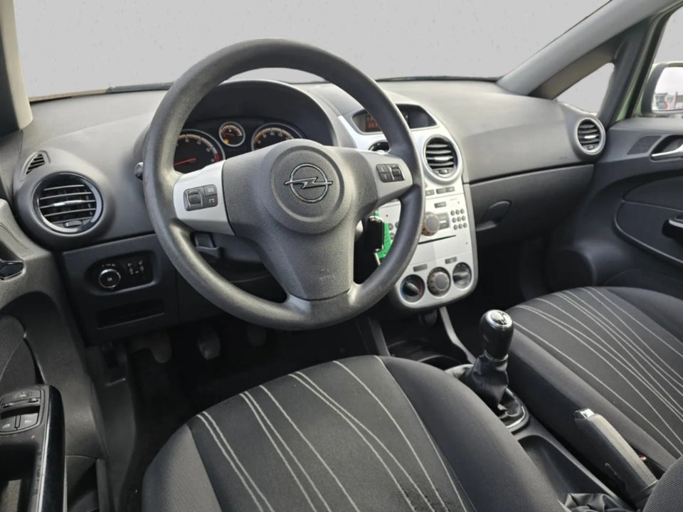 Opel Corsa 1,0 12V Edition 5d