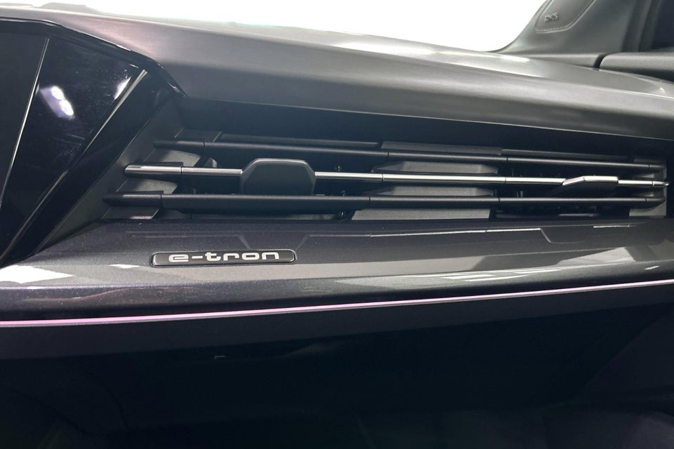 Audi Q4 e-tron 45 S-line Edition 5d