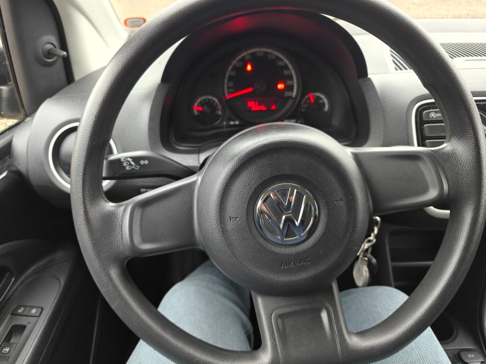VW Up! 1,0 60 Take Up! BMT 5d