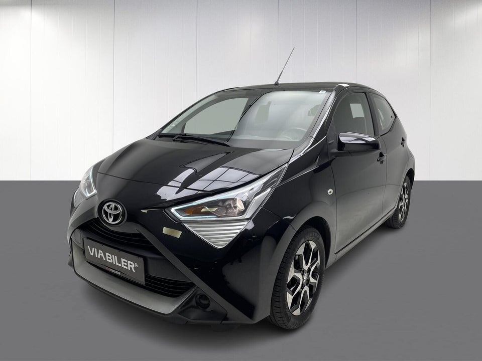 Toyota Aygo 1,0 VVT-i x-plore 5d