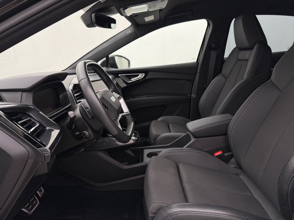 Audi Q4 e-tron 40 S-line Sportback 5d