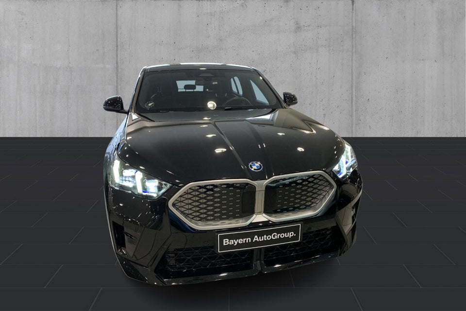 BMW iX2 eDrive20 M-Sport 5d
