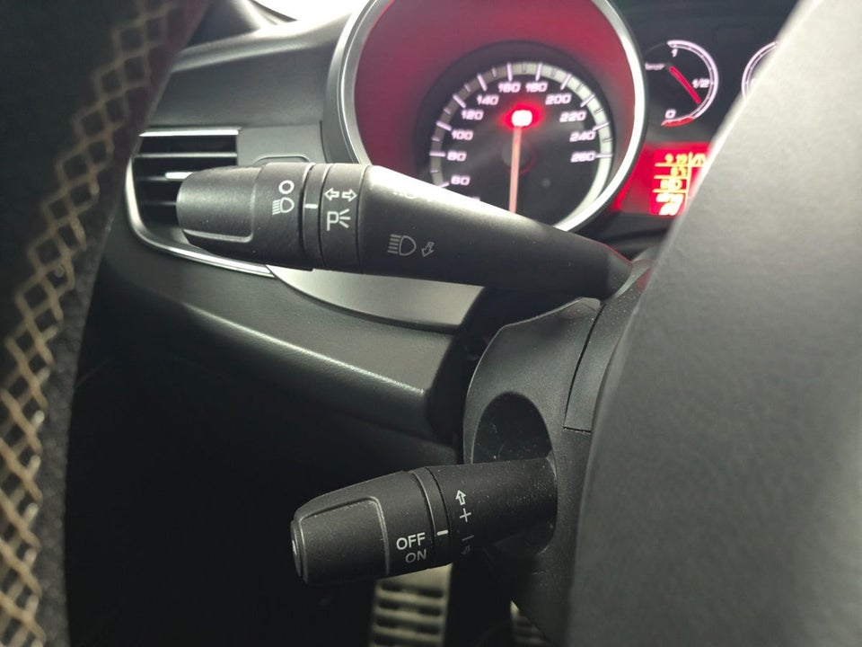 Alfa Romeo Giulietta 1,4 M-Air 170 Sportiva 5d