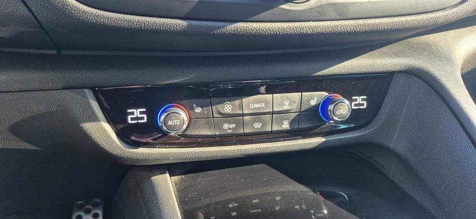 Opel Insignia 2,0 T 260 OPC Line Grand Sport aut. 4x4 5d