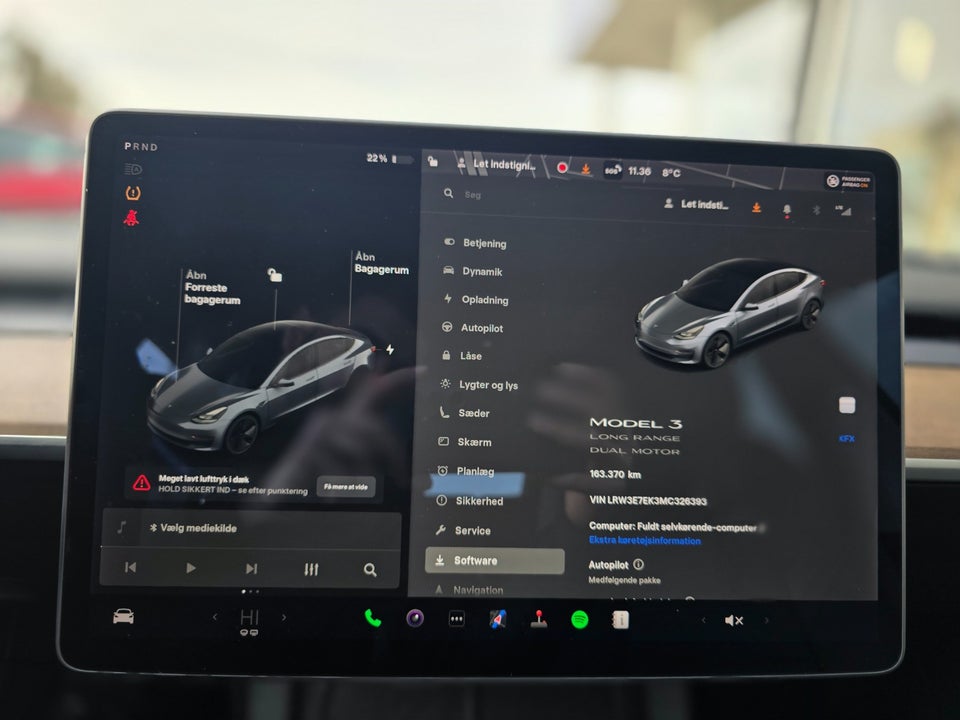 Tesla Model 3 Long Range AWD 4d