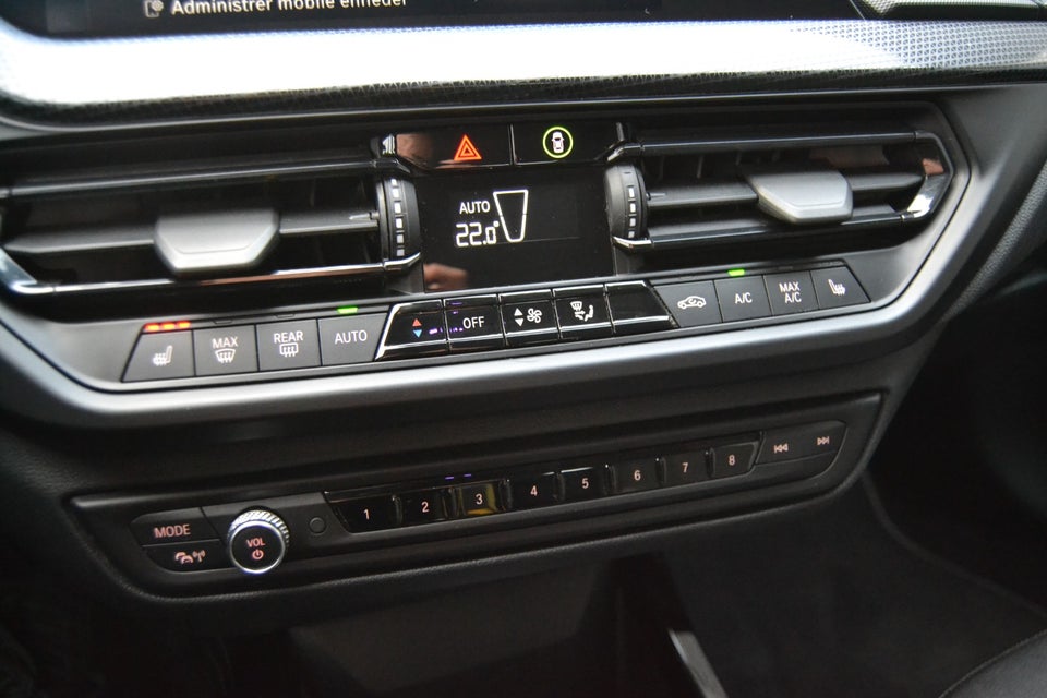 BMW 118i 1,5 Sport Line 5d