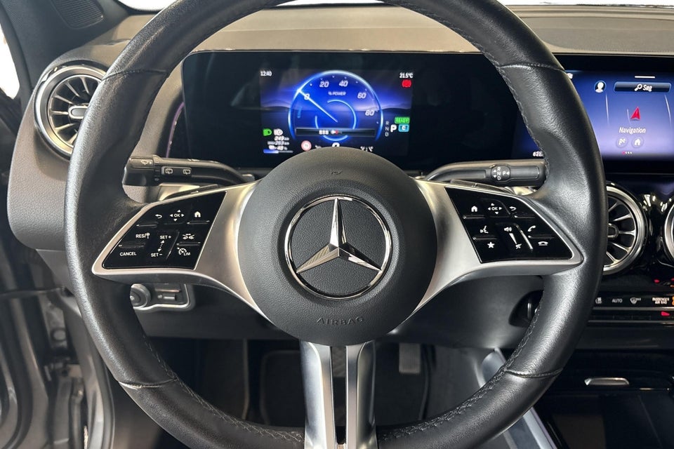 Mercedes EQB250+ Progressive 5d