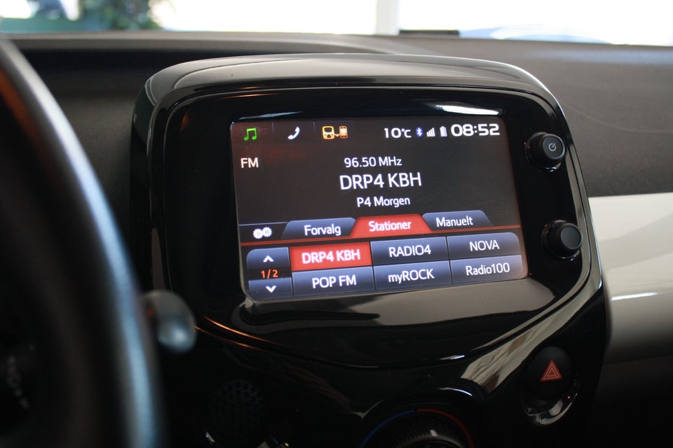 Toyota Aygo 1,0 VVT-i x-wave Sky 5d