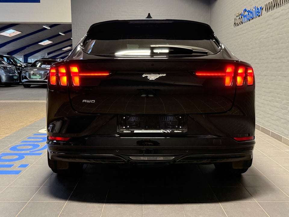 Ford Mustang Mach-E 98 Extended Range AWD 5d