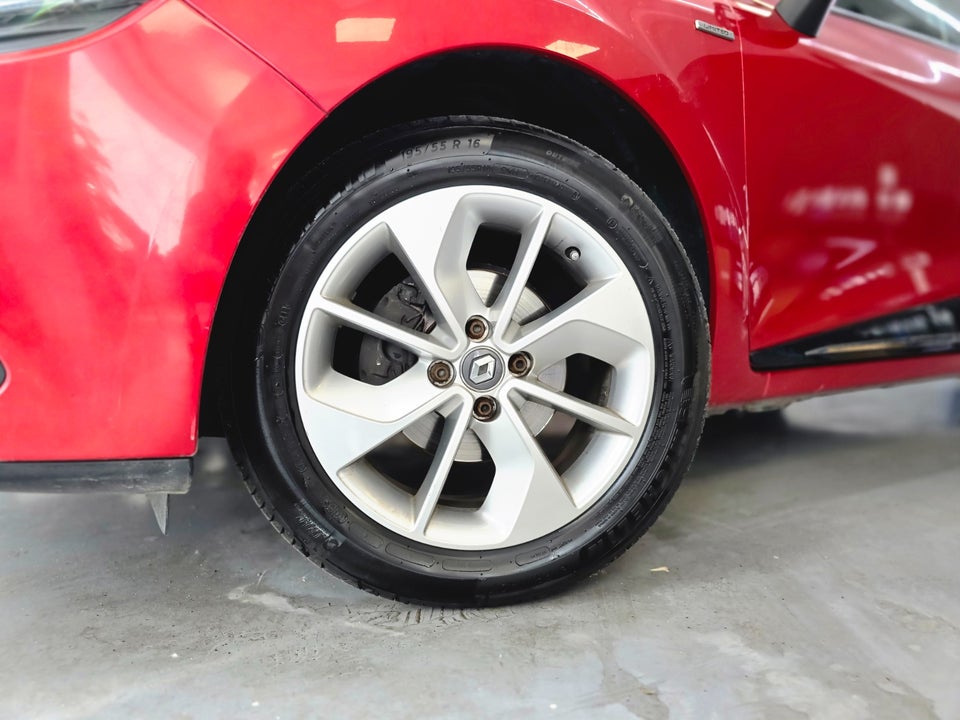 Renault Clio IV 0,9 TCe 90 Limited 5d