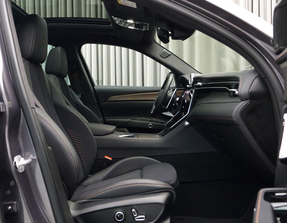 Maserati Grecale Folgore 5d